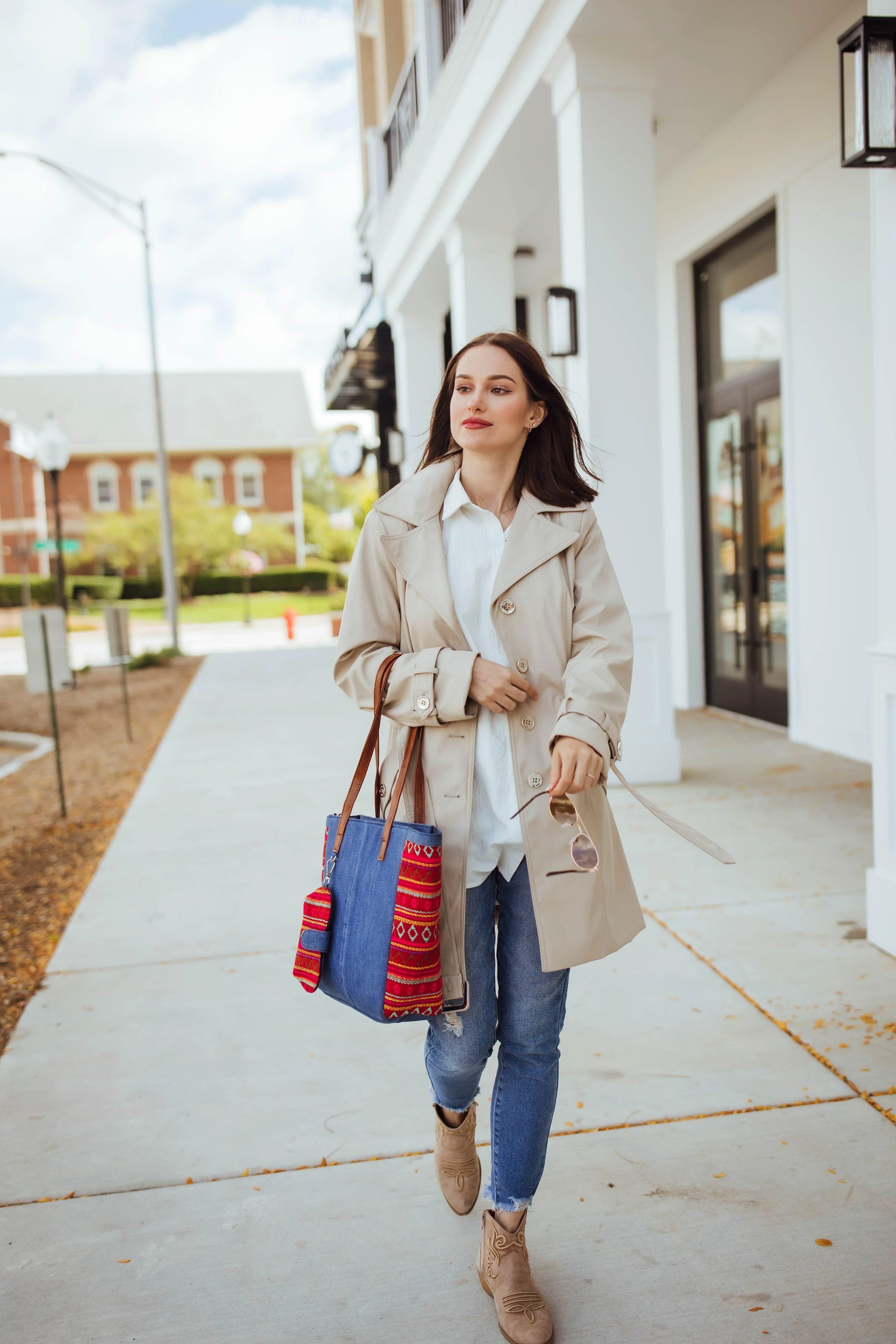 CARA combo AB1065-Tote, Sling bag and Sunglasses - Image 10
