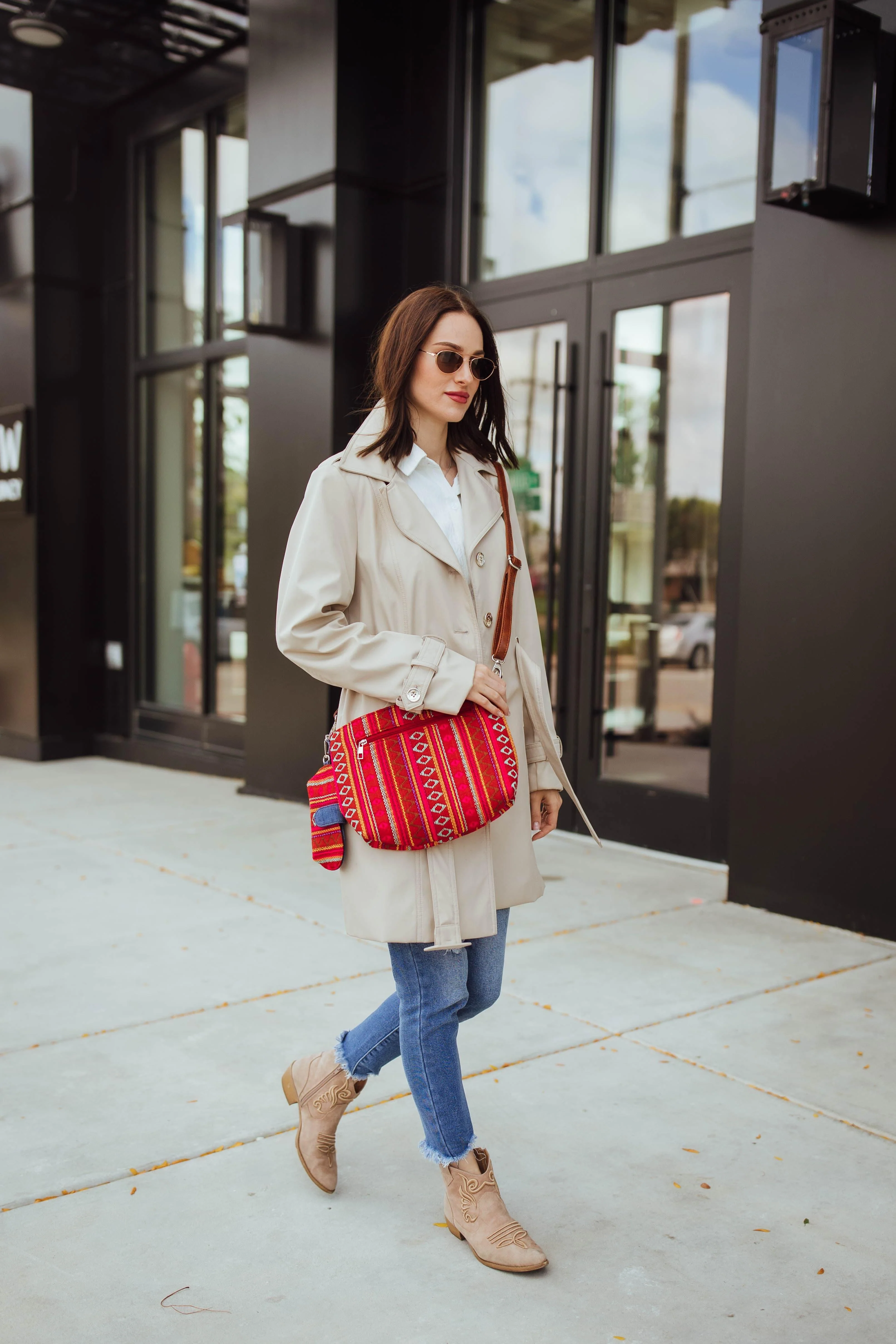 CARA combo AB1065-Tote, Sling bag and Sunglasses - Image 8