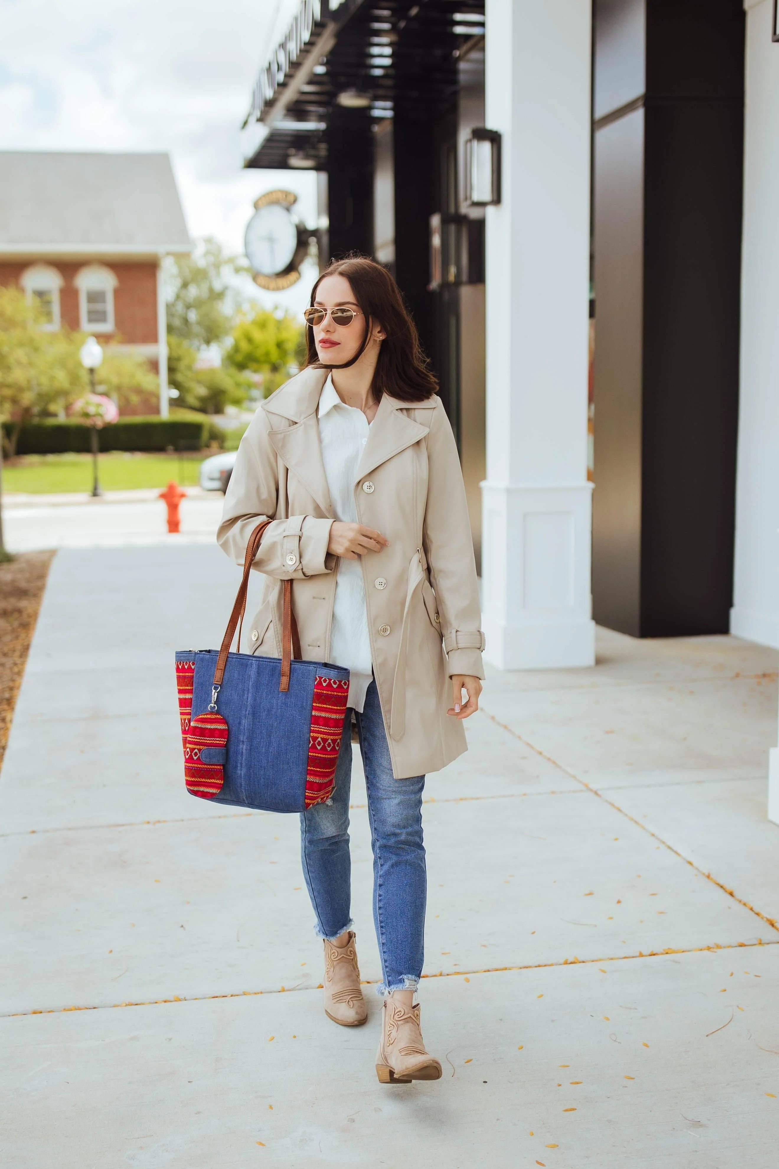 CARA combo AB1065-Tote, Sling bag and Sunglasses - Image 9