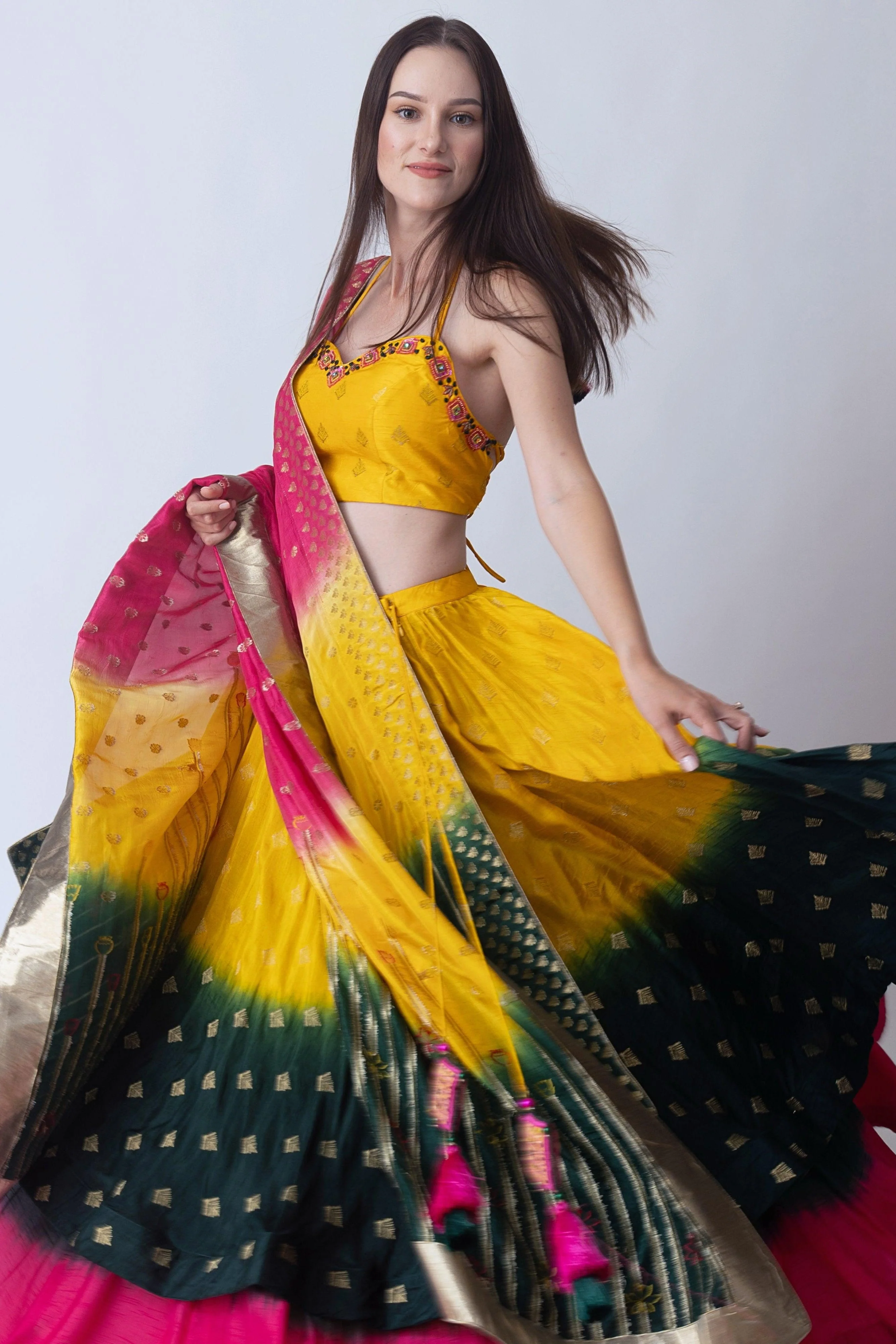Yellow Sweetheart Neck Halter Lehenga Choli Set - Image 5