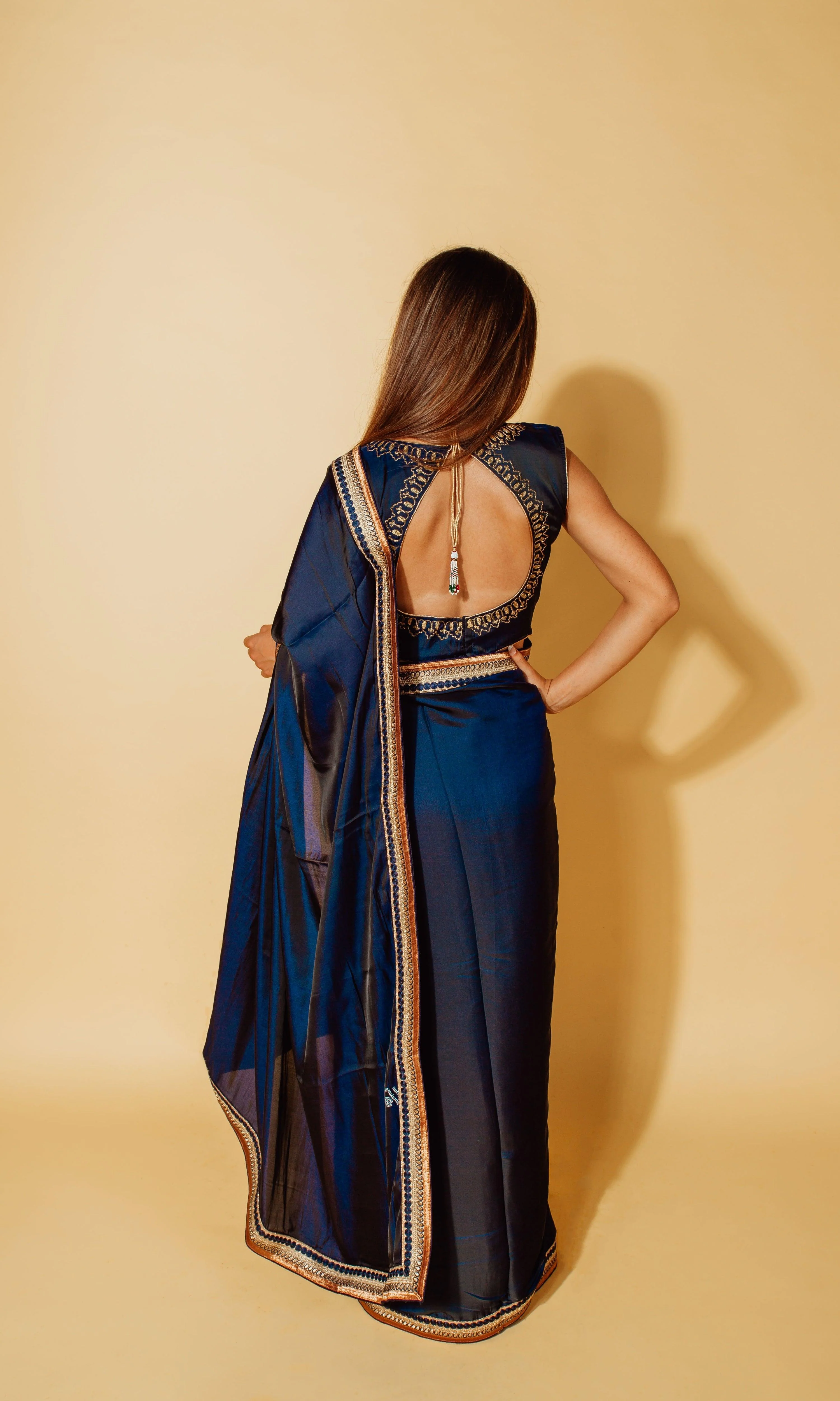 Blue saree with matcching blouse - Image 4